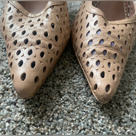 Franco Sarto Authentic short heels are a size 8. - Picture 6 of 9